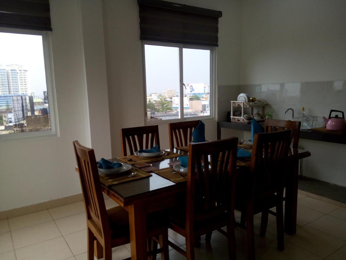 Ocean Pebbles Apartment Dehiwala-Mount Lavinia Exterior photo